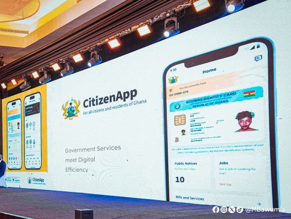 Interface do Citizens App mostrando funcionalidades de interação entre cidadãos e governo em Gana.